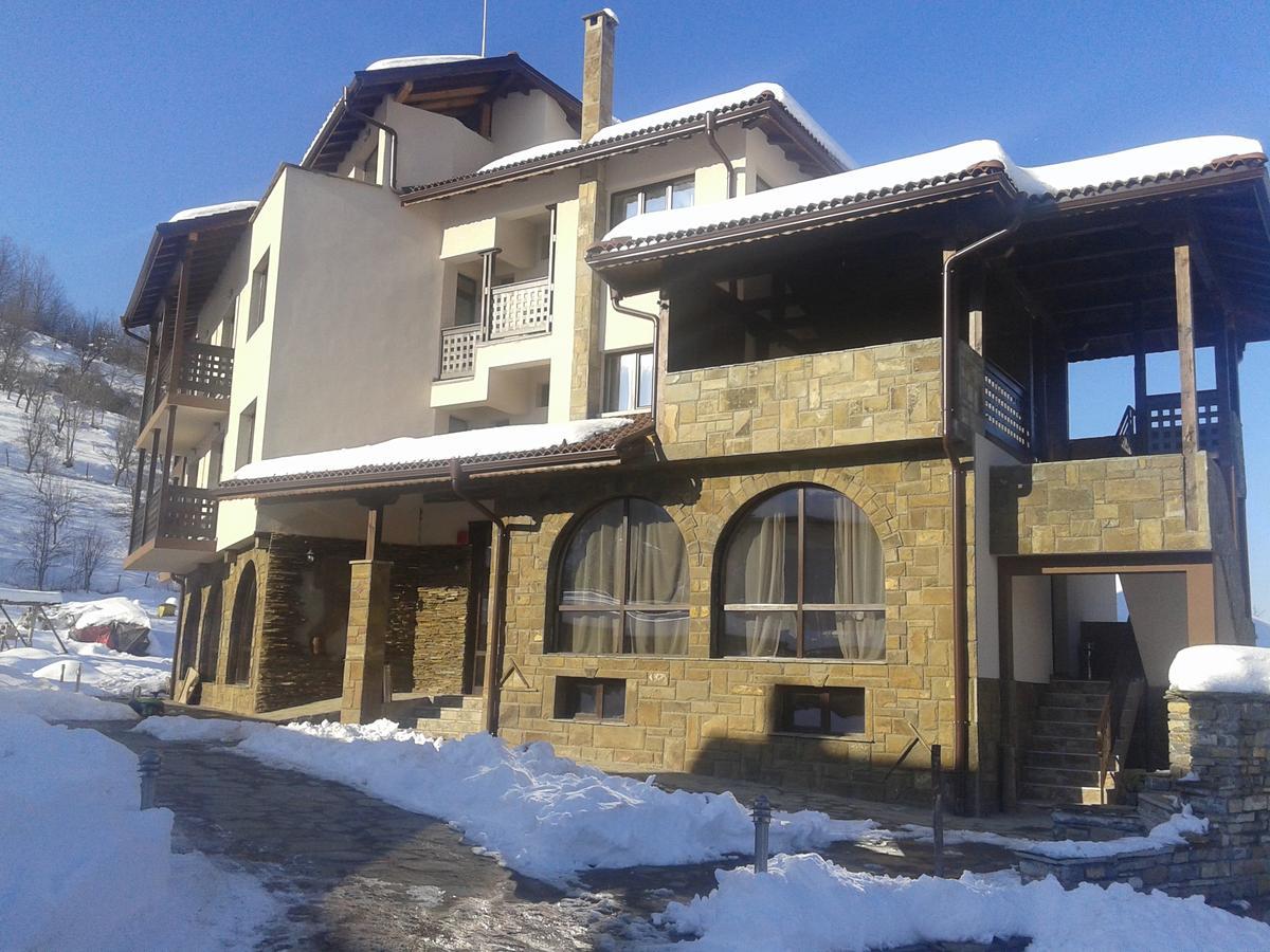 Family Hotel Balkana Aprilci Exteriér fotografie